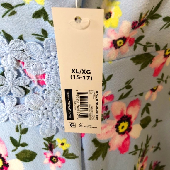 Cute Halter Neck Skater Dress- NWT - Picture 6 of 8